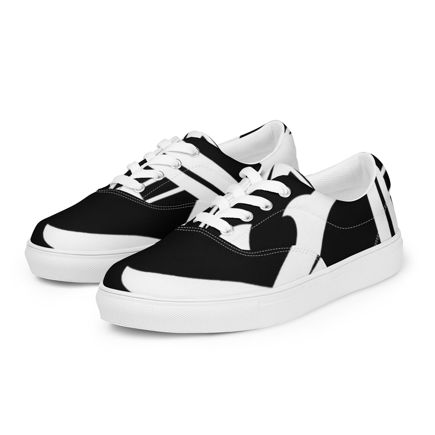 Men’s lace-up canvas shoes